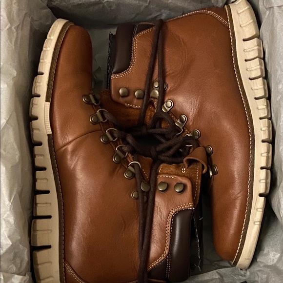 Men’s Cole Haan Boots - Picture 3 of 7